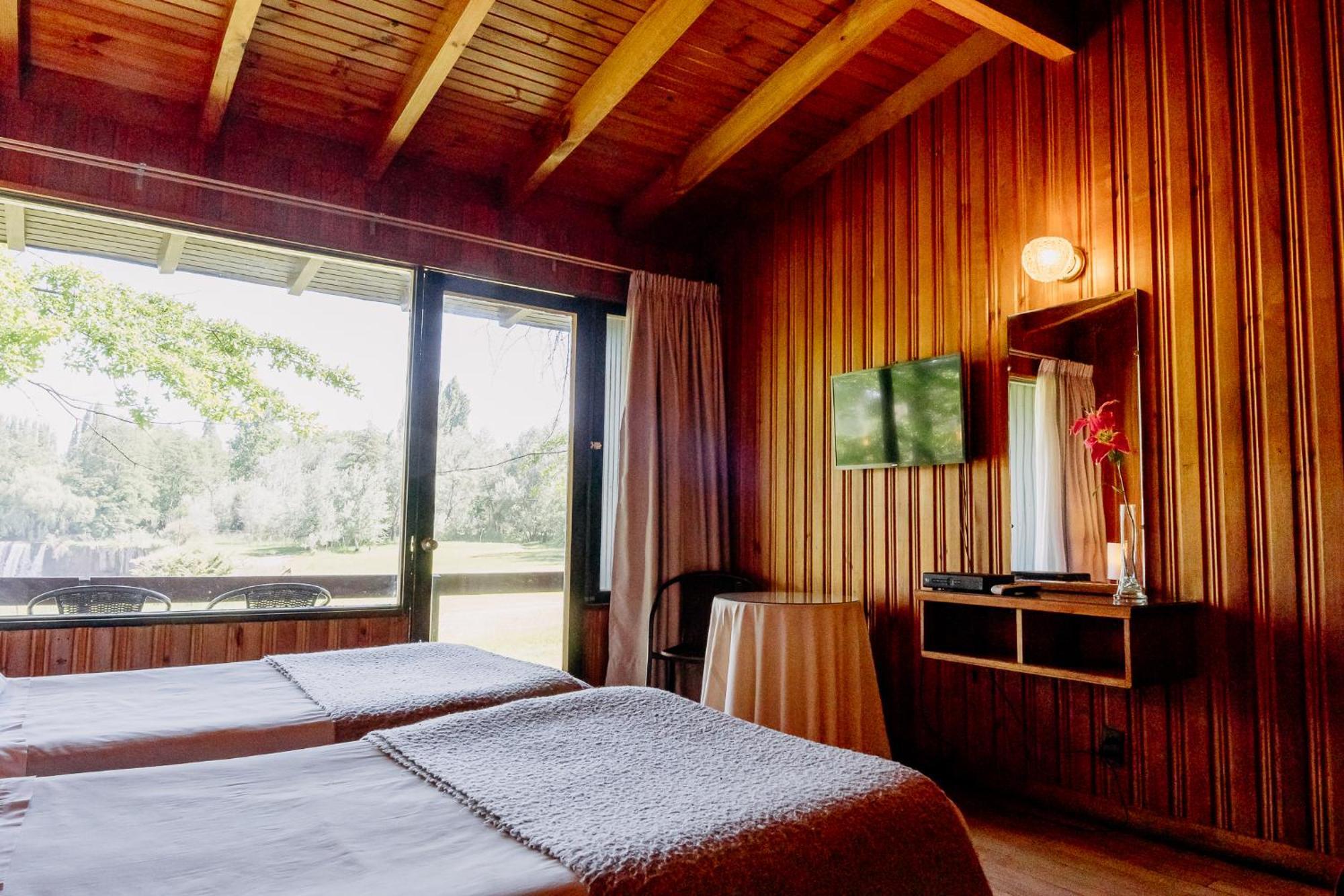 Hotel Salto Del Laja ลอสอังเคเลส ภายนอก รูปภาพ
