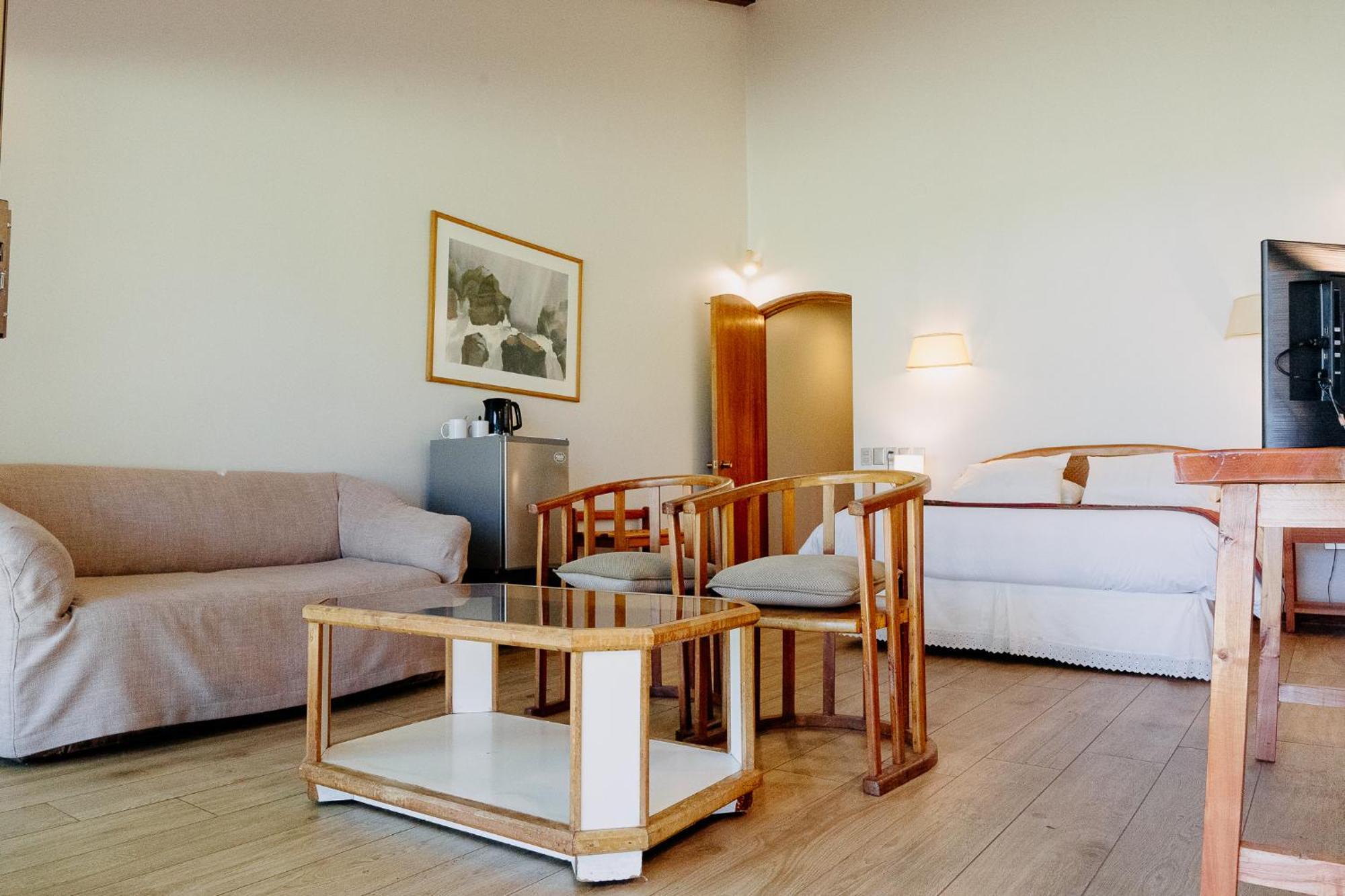 Hotel Salto Del Laja ลอสอังเคเลส ภายนอก รูปภาพ