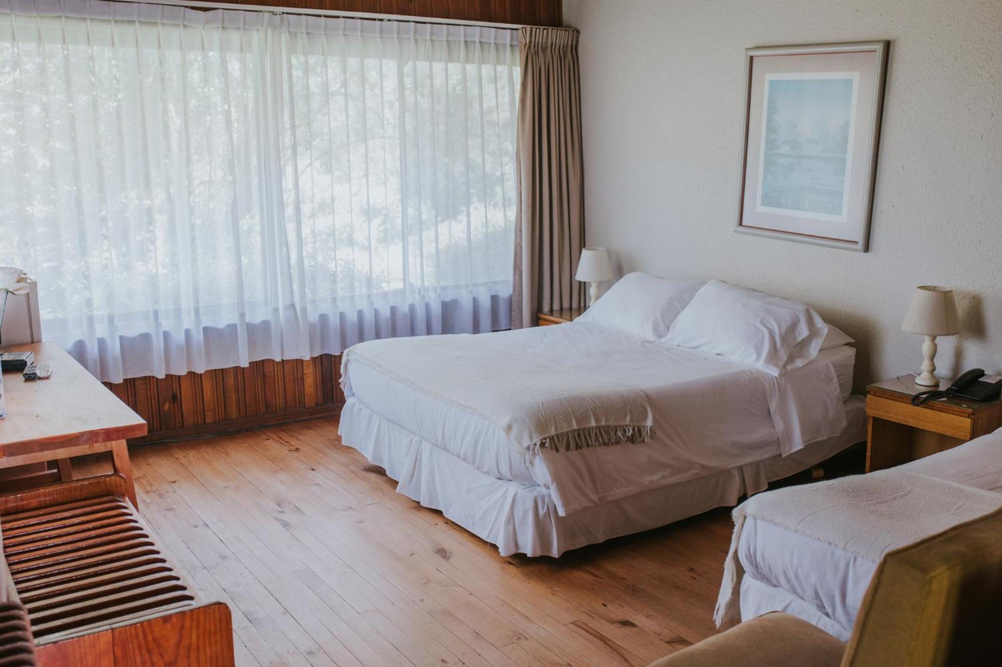Hotel Salto Del Laja ลอสอังเคเลส ภายนอก รูปภาพ